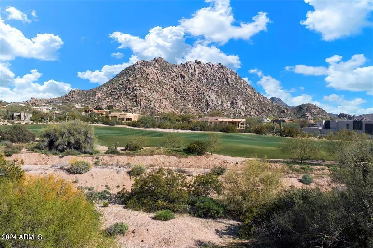 Scottsdale, AZ 85262,10701 E Jomax Road #1