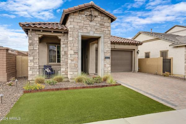 Phoenix, AZ 85048,622 E DEER CREEK Road