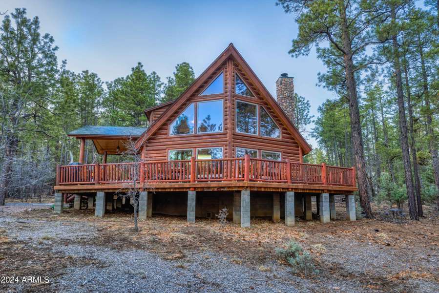 627 W WOODLAND LAKE Road, Lakeside, AZ 85929