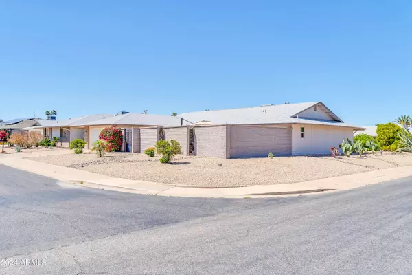 Sun City West, AZ 85375,13202 W BEECHWOOD Drive