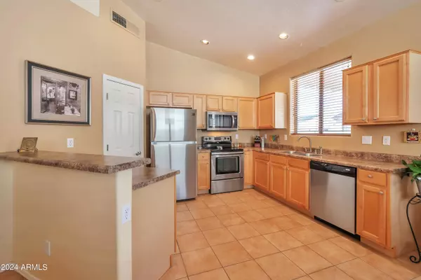 Mesa, AZ 85215,6734 E ROSEDALE Street