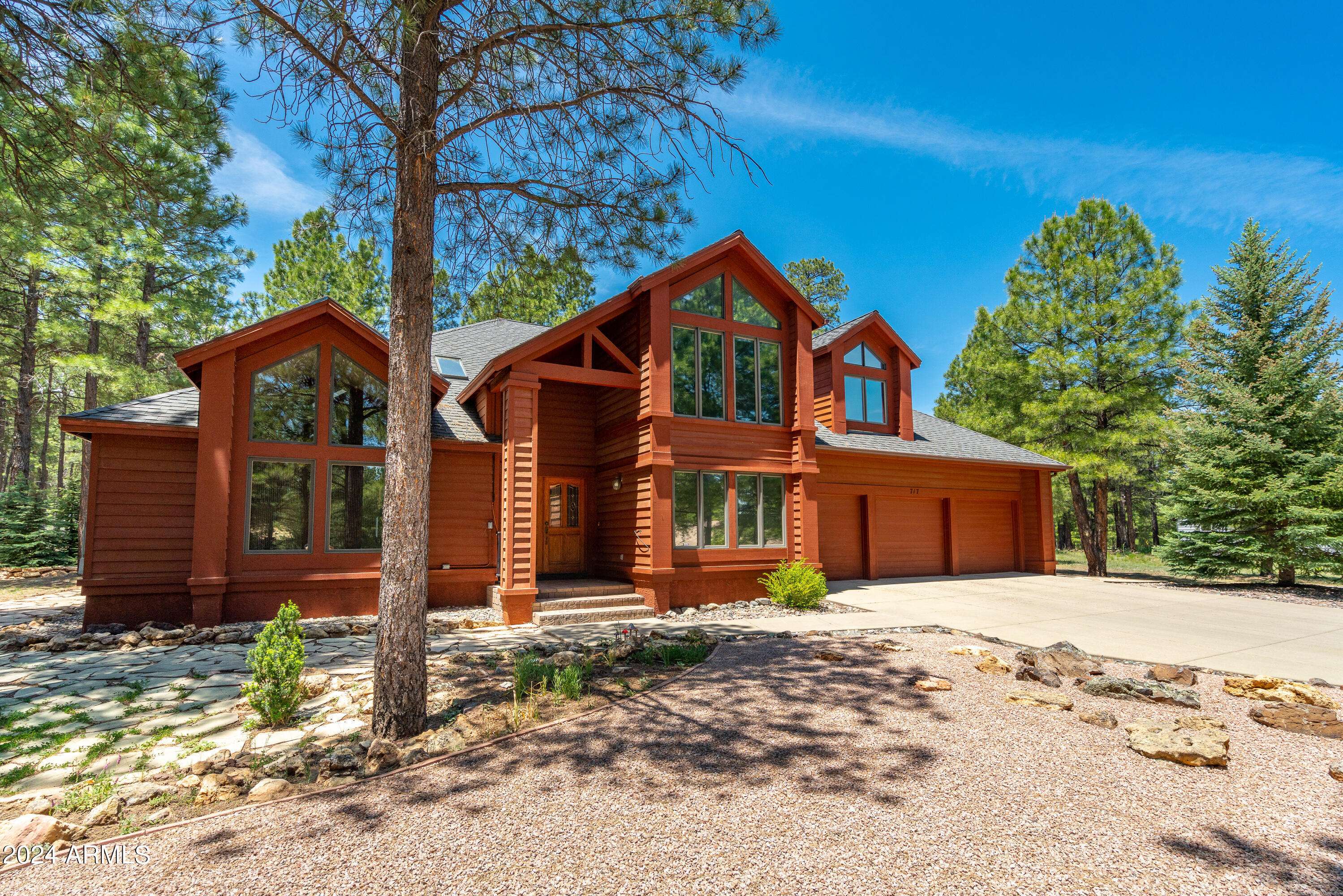 Flagstaff, AZ 86004,717 Inland Shores Drive