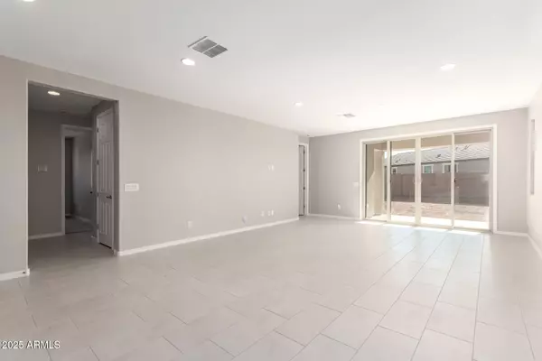 Maricopa, AZ 85138,40347 W WADE Drive