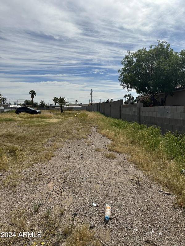 Phoenix, AZ 85008,2019 N 26TH Place #10