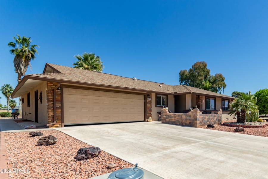 10408 W MISSION Lane, Sun City, AZ 85351