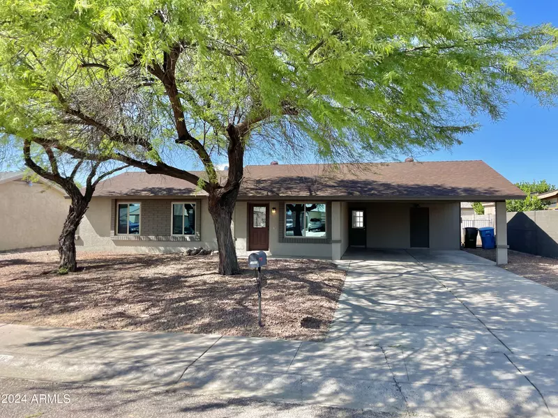 1486 W RUNION Drive W, Phoenix, AZ 85027