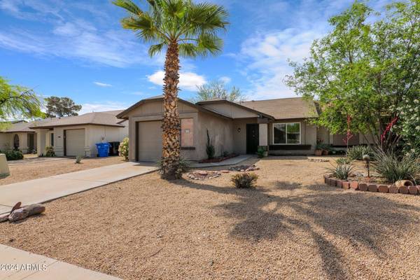 1929 E SANDRA Terrace, Phoenix, AZ 85022