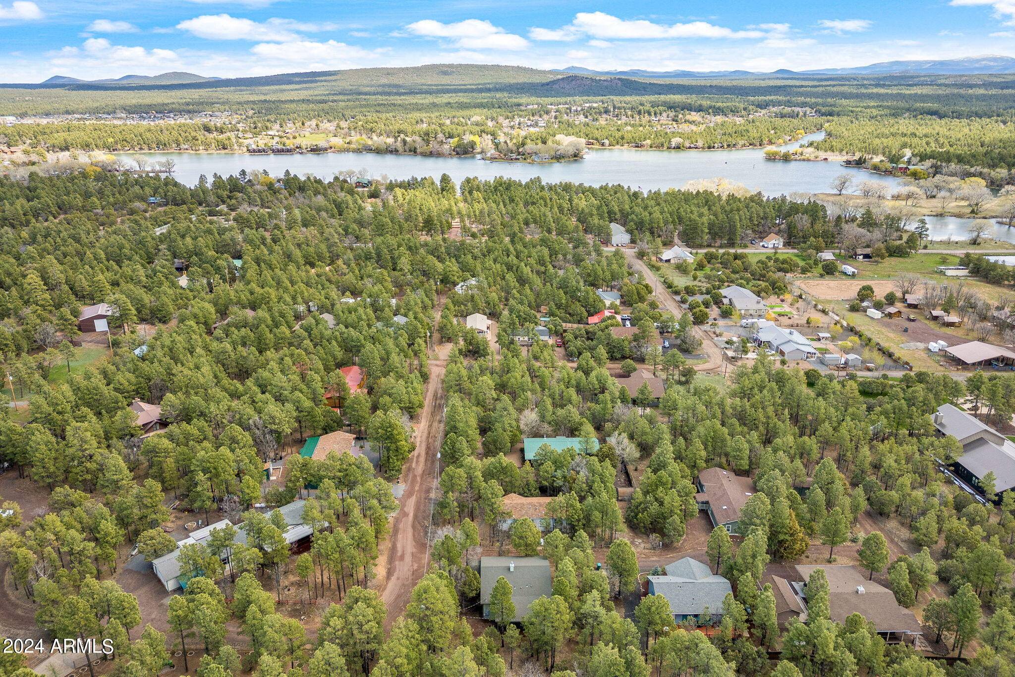 Lakeside, AZ 85929,1280 BAYLEAF Lane