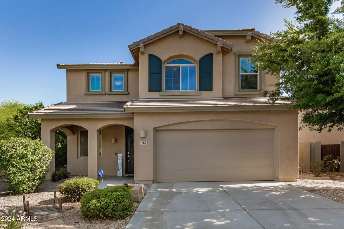 Gilbert, AZ 85297,913 E EUCLID Avenue