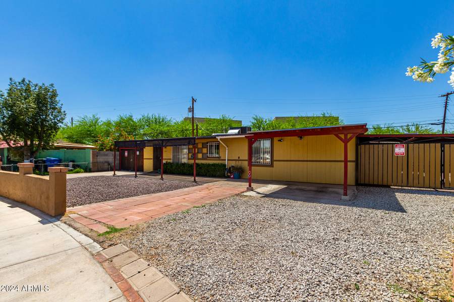 3937 W ALMERIA Road, Phoenix, AZ 85009