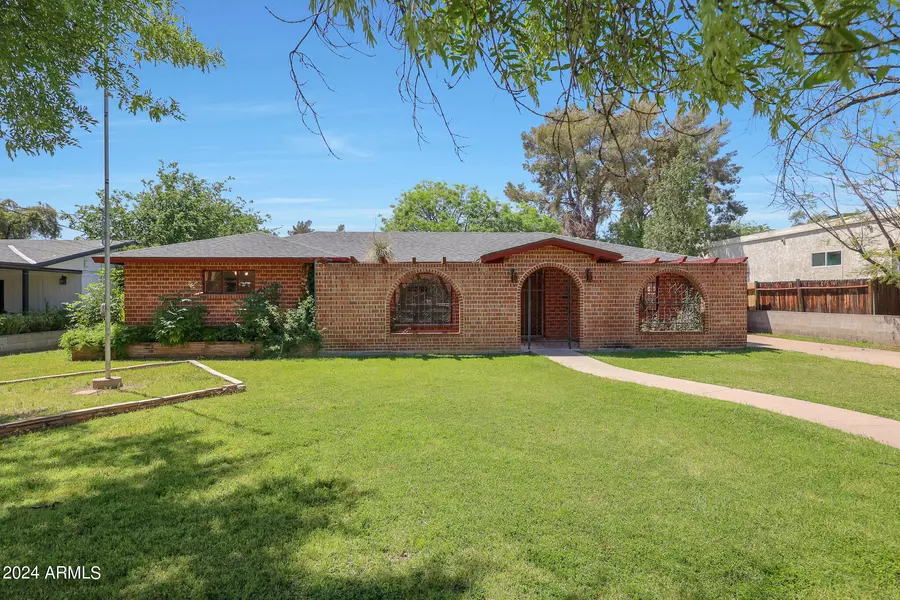 1323 W TUCKEY Lane, Phoenix, AZ 85013