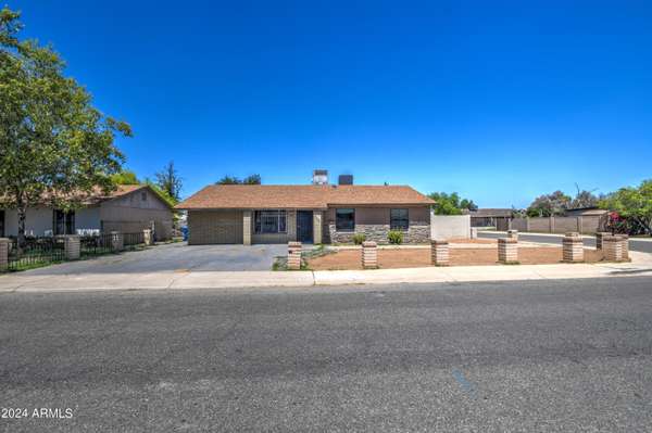 Phoenix, AZ 85035,4862 W Almeria Road