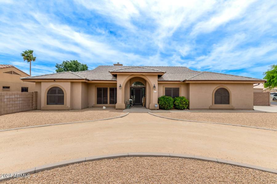 9033 W PATRICK Lane, Peoria, AZ 85383