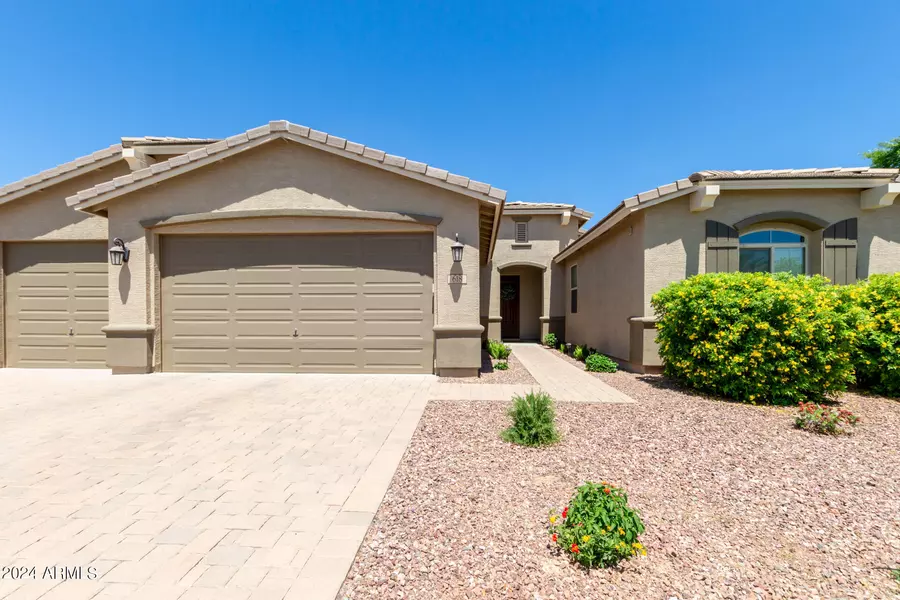 618 W HONEY LOCUST Avenue, Queen Creek, AZ 85140