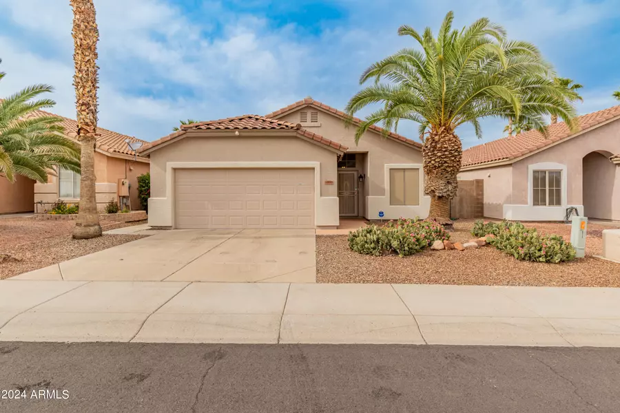 14710 W PARKWOOD Drive, Surprise, AZ 85374