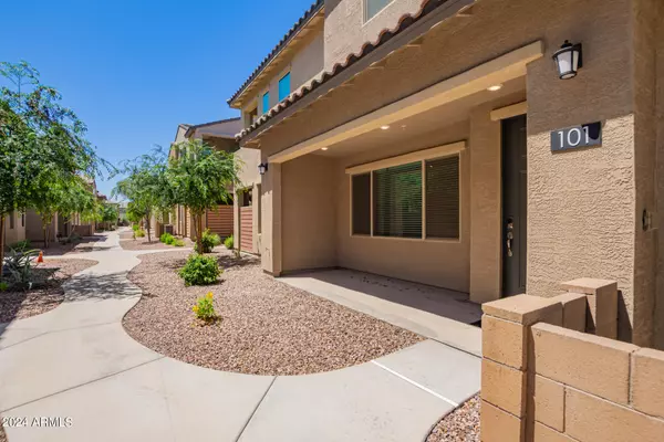 Gilbert, AZ 85297,775 E FURNESS Drive #101