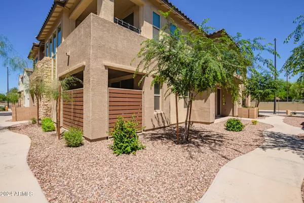 Gilbert, AZ 85297,775 E FURNESS Drive #101