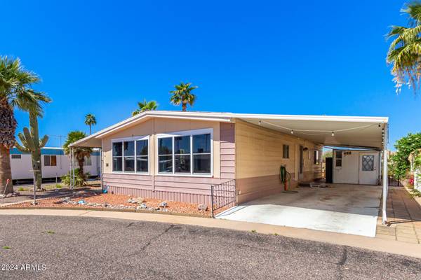 Apache Junction, AZ 85119,3405 S TOMAHAWK Road #16