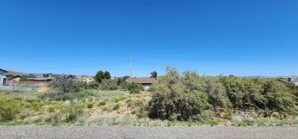 Mayer, AZ 86333,19619 E IRONWOOD Drive #2243