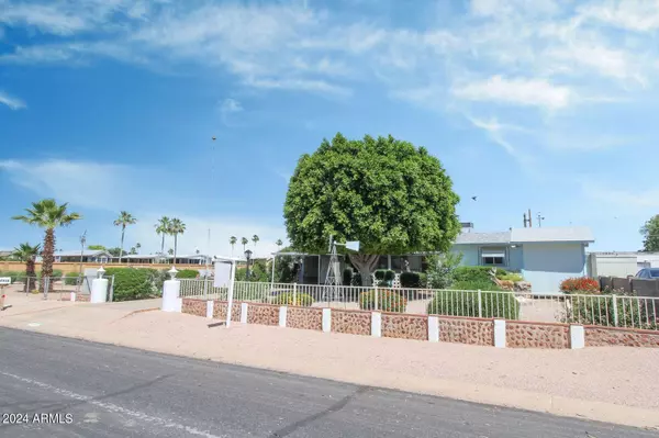 7918 E 6TH Avenue, Mesa, AZ 85208