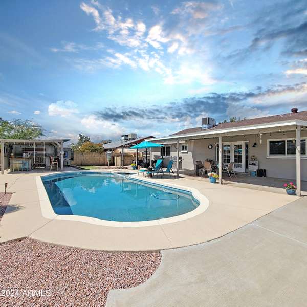 2919 W WOODRIDGE Drive, Phoenix, AZ 85053