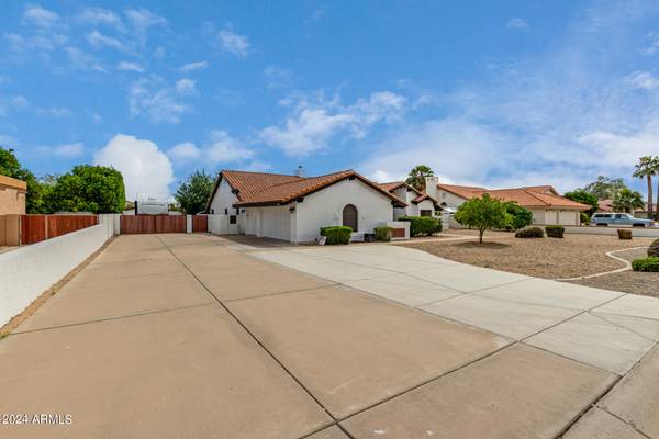 Peoria, AZ 85383,8405 W VIA MONTOYA Drive