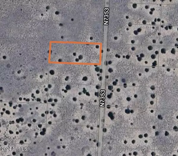 860861 N 7353 -- #860&861, Sanders, AZ 86512