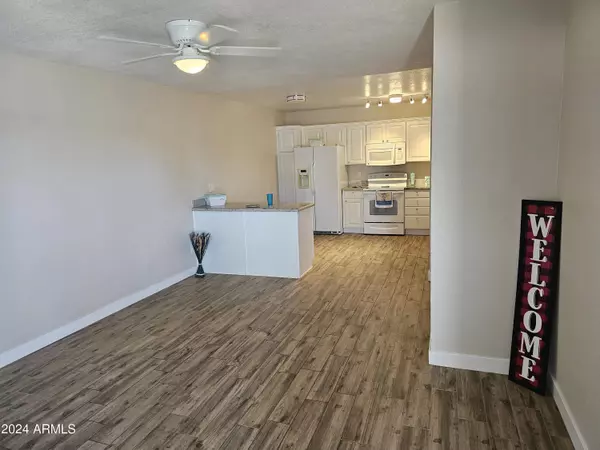 Mesa, AZ 85202,830 S DOBSON Road #25