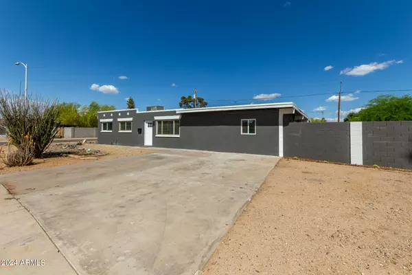 Phoenix, AZ 85053,15067 N 30TH Drive