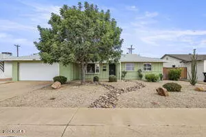 8438 E Holly Street, Scottsdale, AZ 85257