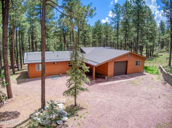 Alpine, AZ 85920,2 County Road N2148 --