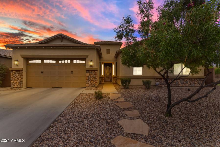 7643 S BOXELDER Street, Gilbert, AZ 85298