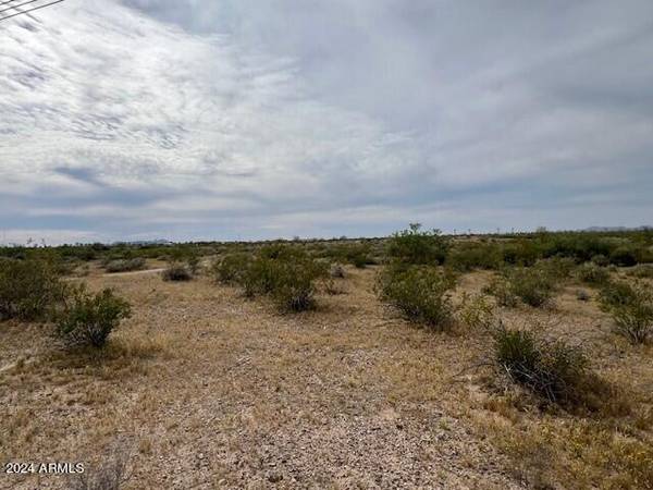 Tonopah, AZ 85354,100 S 331st Avenue #-