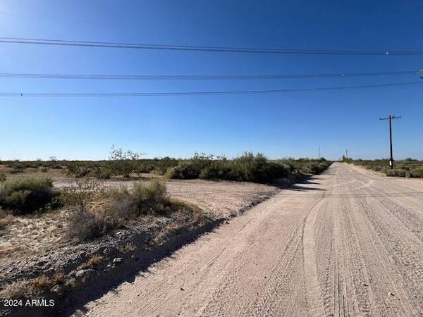 Tonopah, AZ 85354,200 S 331st Avenue #-