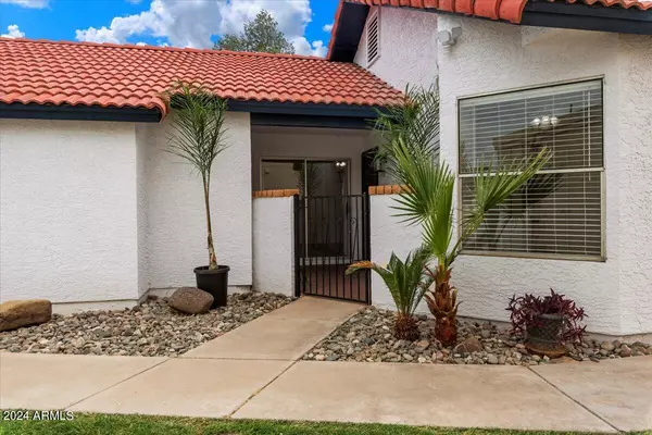 Glendale, AZ 85308,18426 N 36TH Avenue