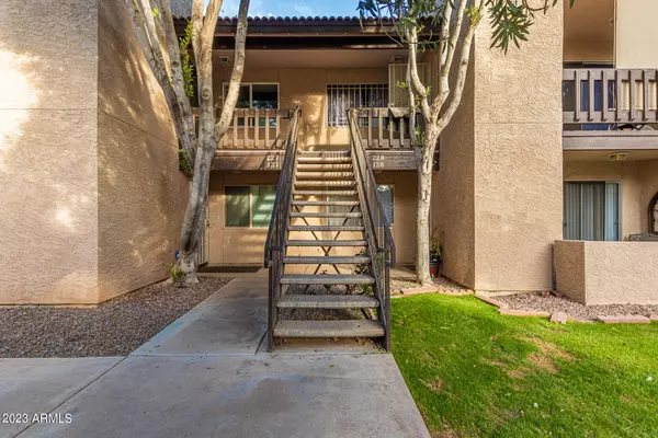 Mesa, AZ 85203,520 N STAPLEY Drive #227