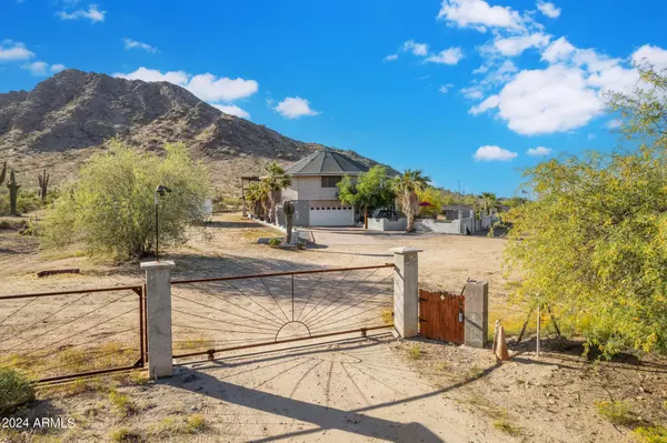 San Tan Valley, AZ 85144,5110 W SADDLE MOUNTAIN Trail