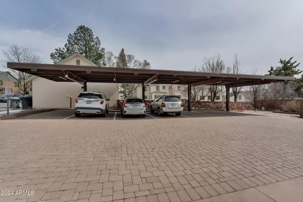 Flagstaff, AZ 86001,19 W Dale Avenue #302