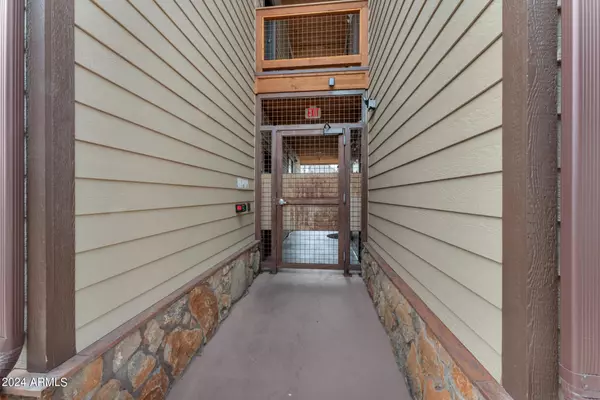 Flagstaff, AZ 86001,19 W Dale Avenue #302