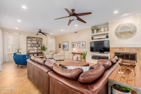 Chandler, AZ 85248,3861 S BARBERRY Place