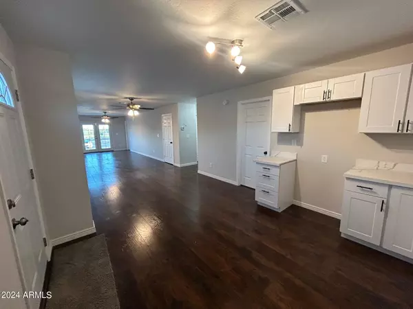 Apache Junction, AZ 85119,2230 E 2ND Avenue