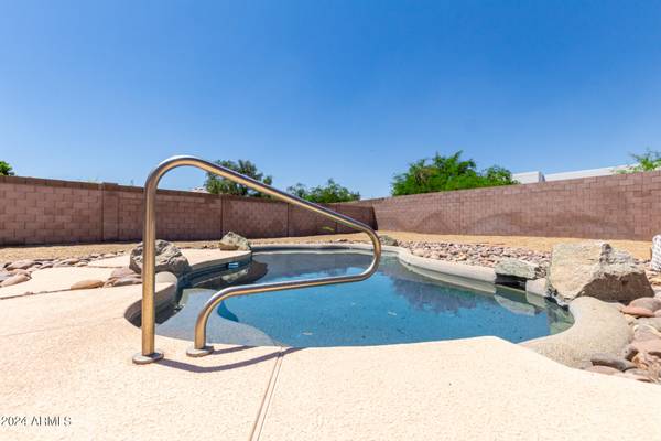 Peoria, AZ 85382,8652 W PARADISE Lane