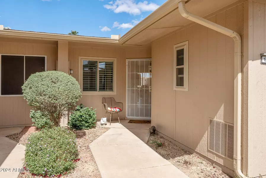 19215 N STAR RIDGE Drive, Sun City West, AZ 85375