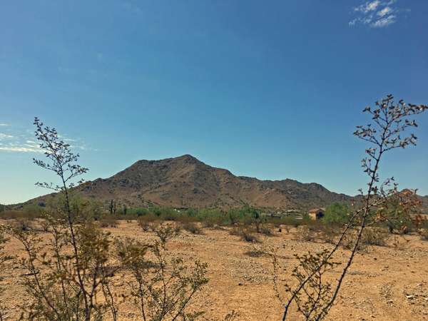 San Tan Valley, AZ 85144,5900 W HUNT Highway #-