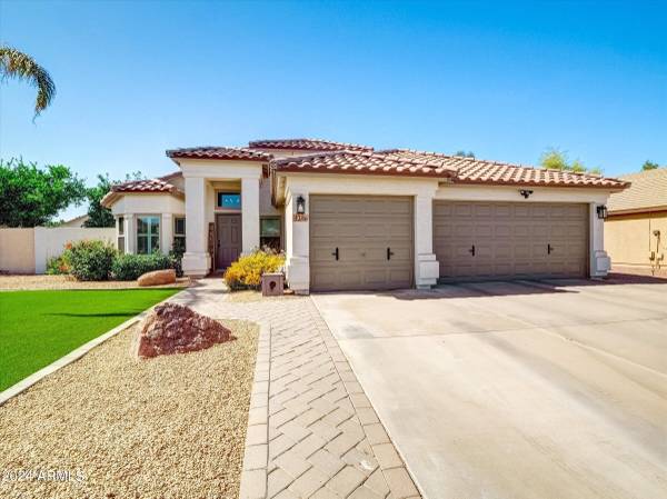 3245 E FORD Avenue,  Gilbert,  AZ 85234