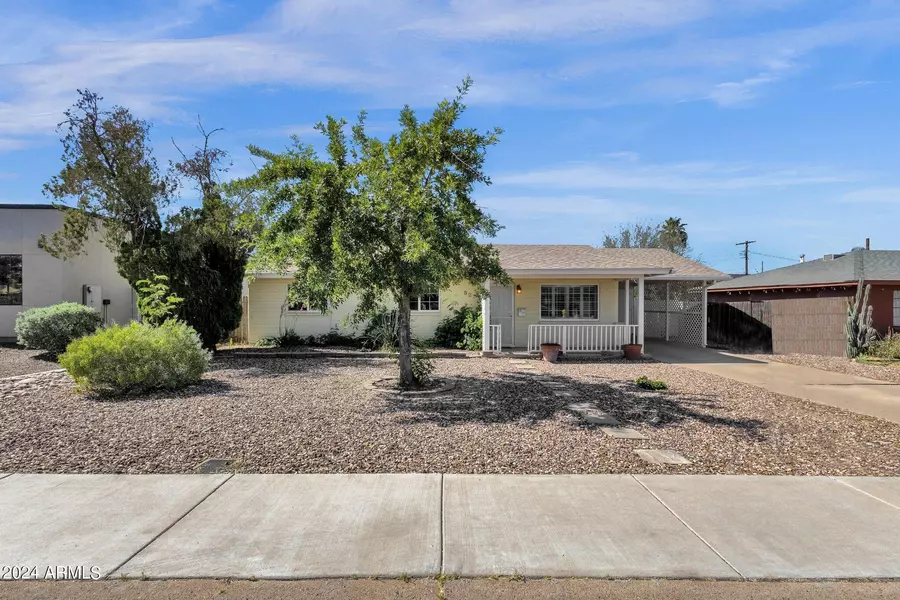 827 W HOWE Street, Tempe, AZ 85281