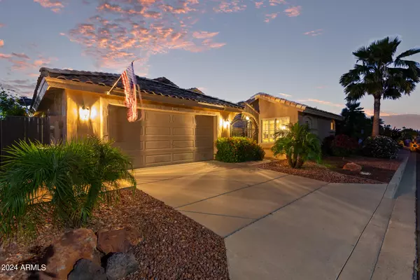 14372 W SHAWNEE Trail, Surprise, AZ 85374
