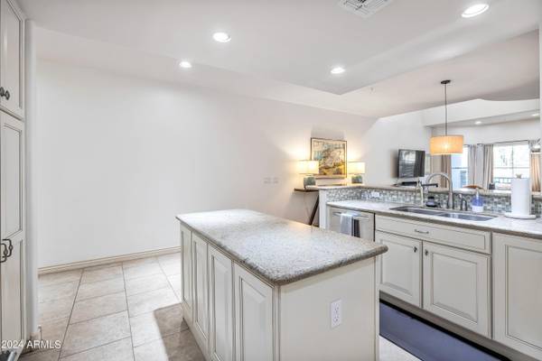 Phoenix, AZ 85054,5350 E Deer Valley Drive #Unit 1281