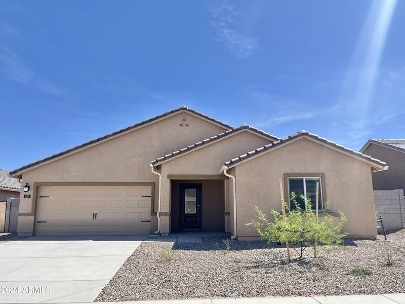 587 W CROWNED DOVE Trail, Casa Grande, AZ 85122