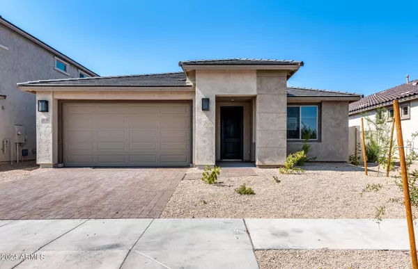 2038 W DESERT FOREST Trail, Phoenix, AZ 85085